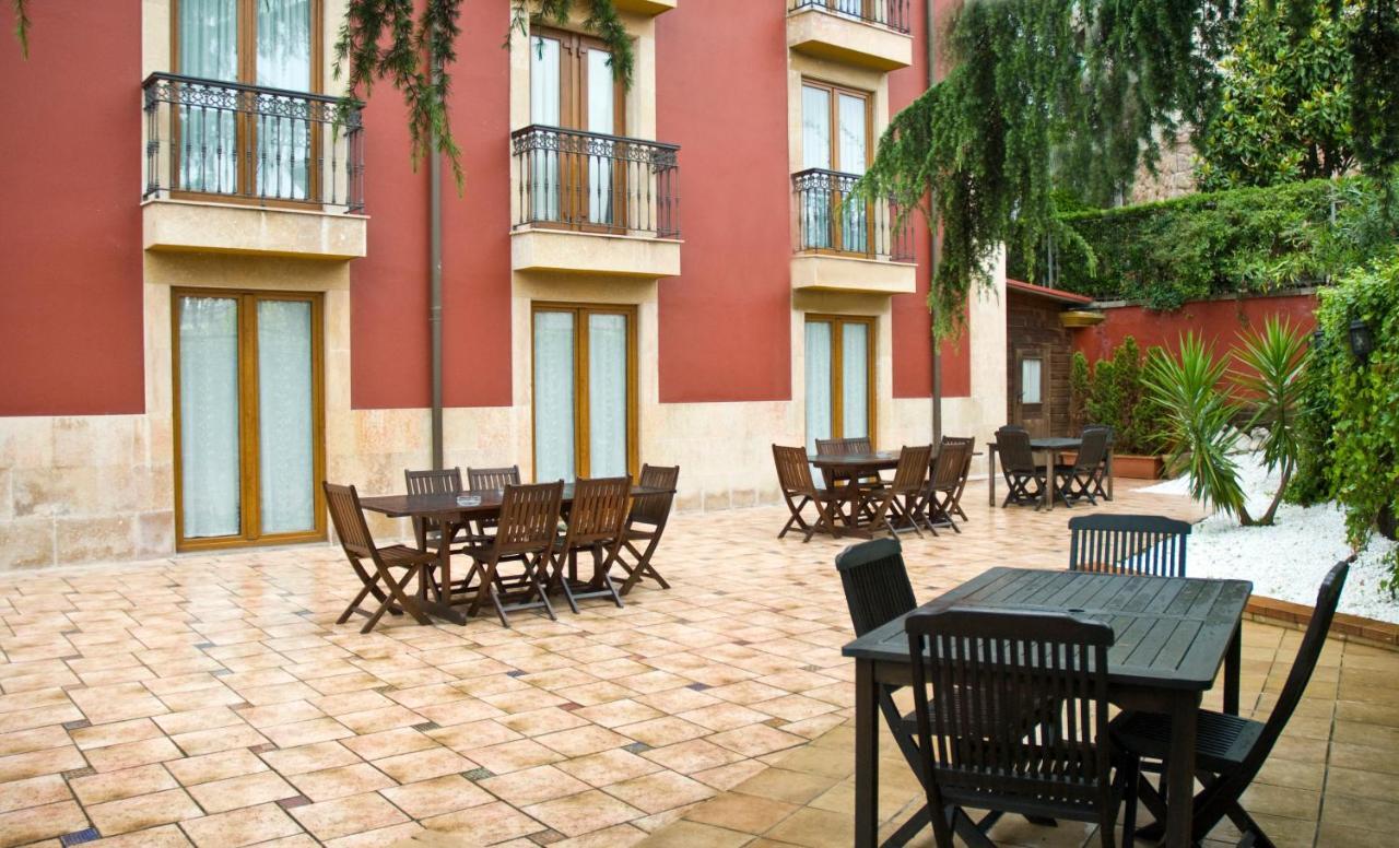 Ayre Hotel Alfonso II Oviedo Exterior foto
