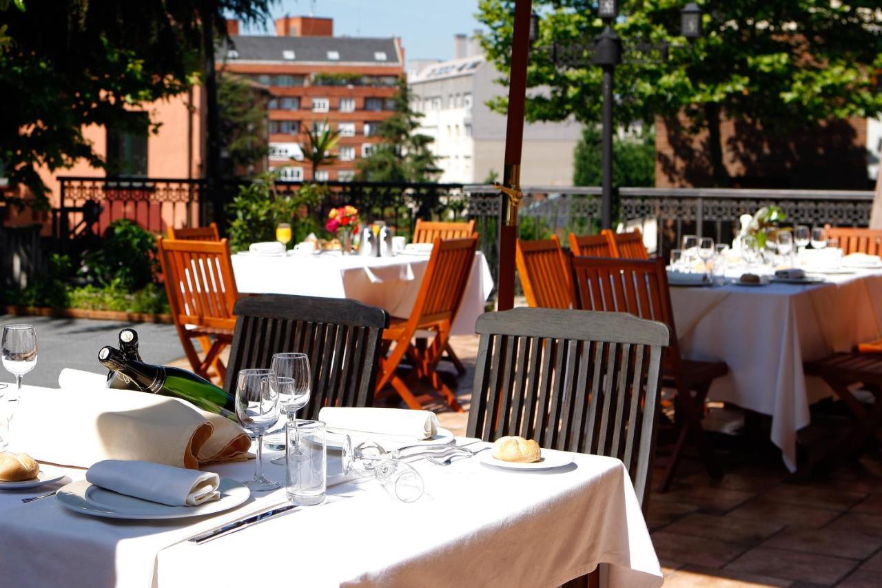Ayre Hotel Alfonso II Oviedo Exterior foto